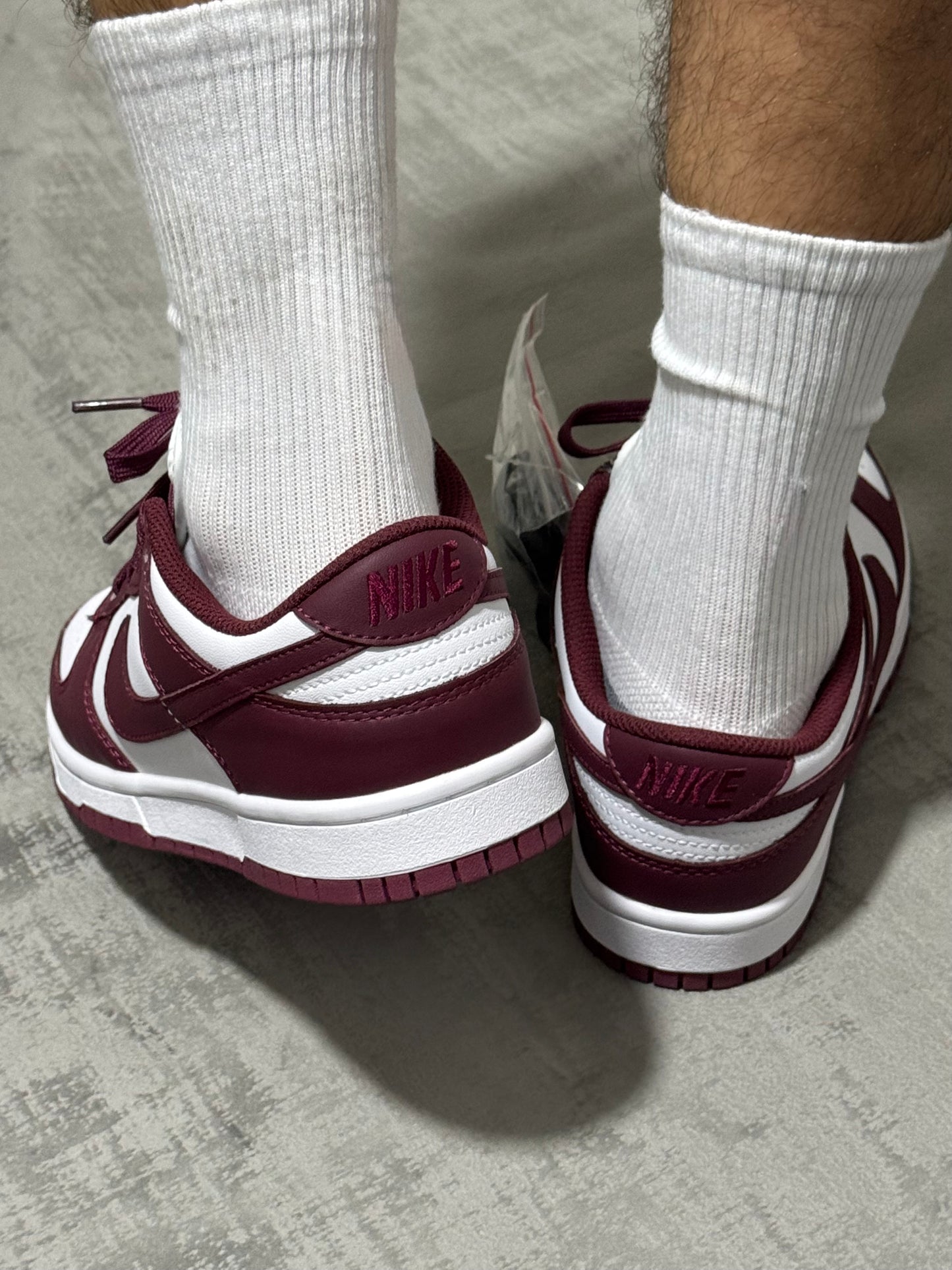 Nike Dunk Low Vinotinto