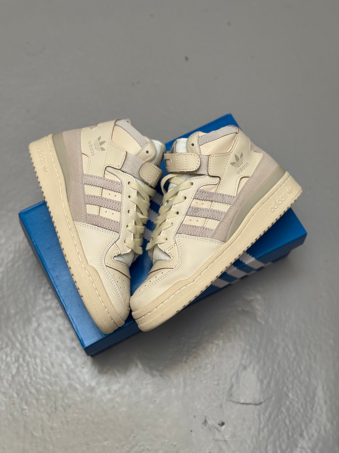 Adidas Forum Mid Gris