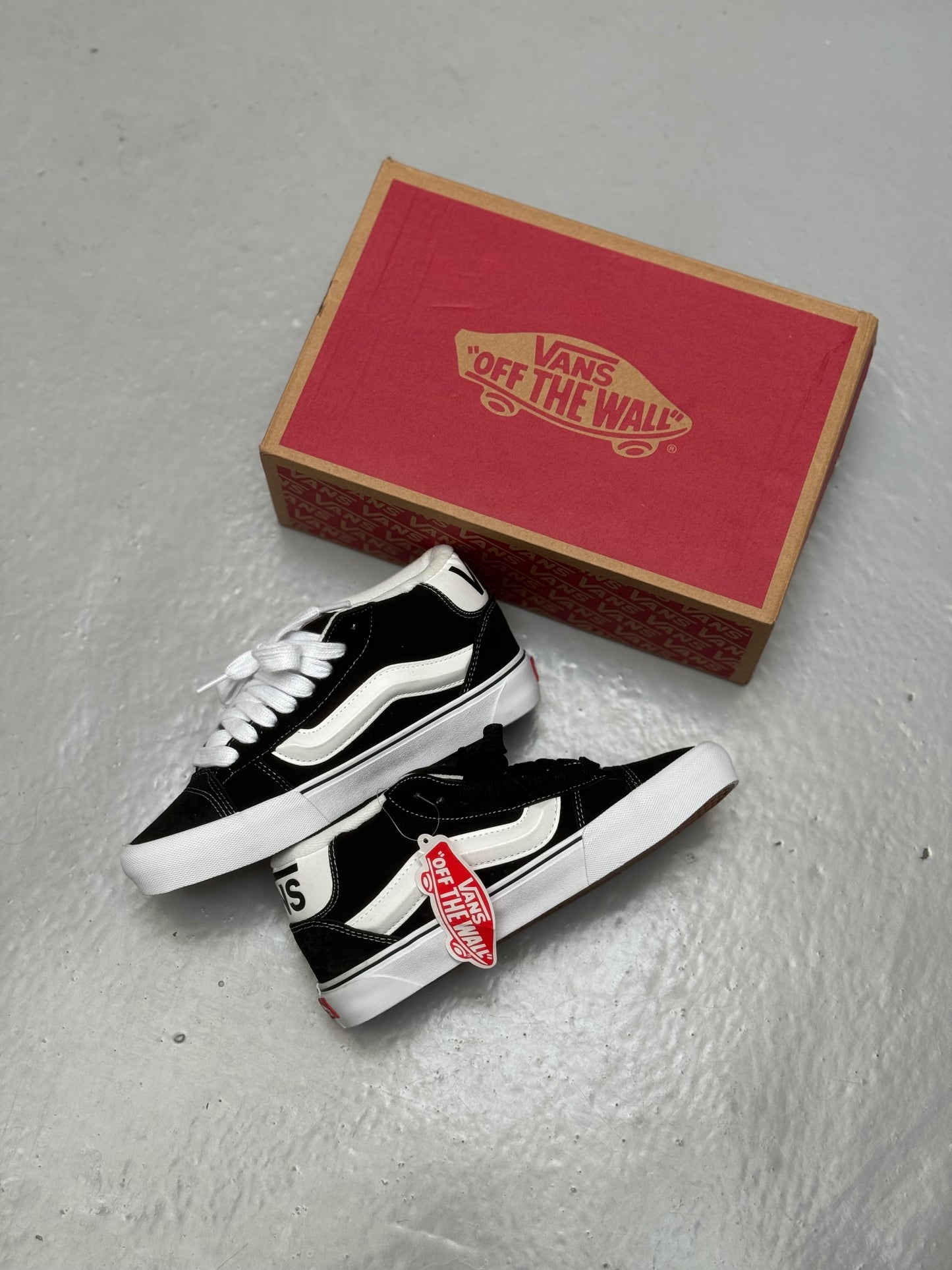 Vans Knu Skool Mid