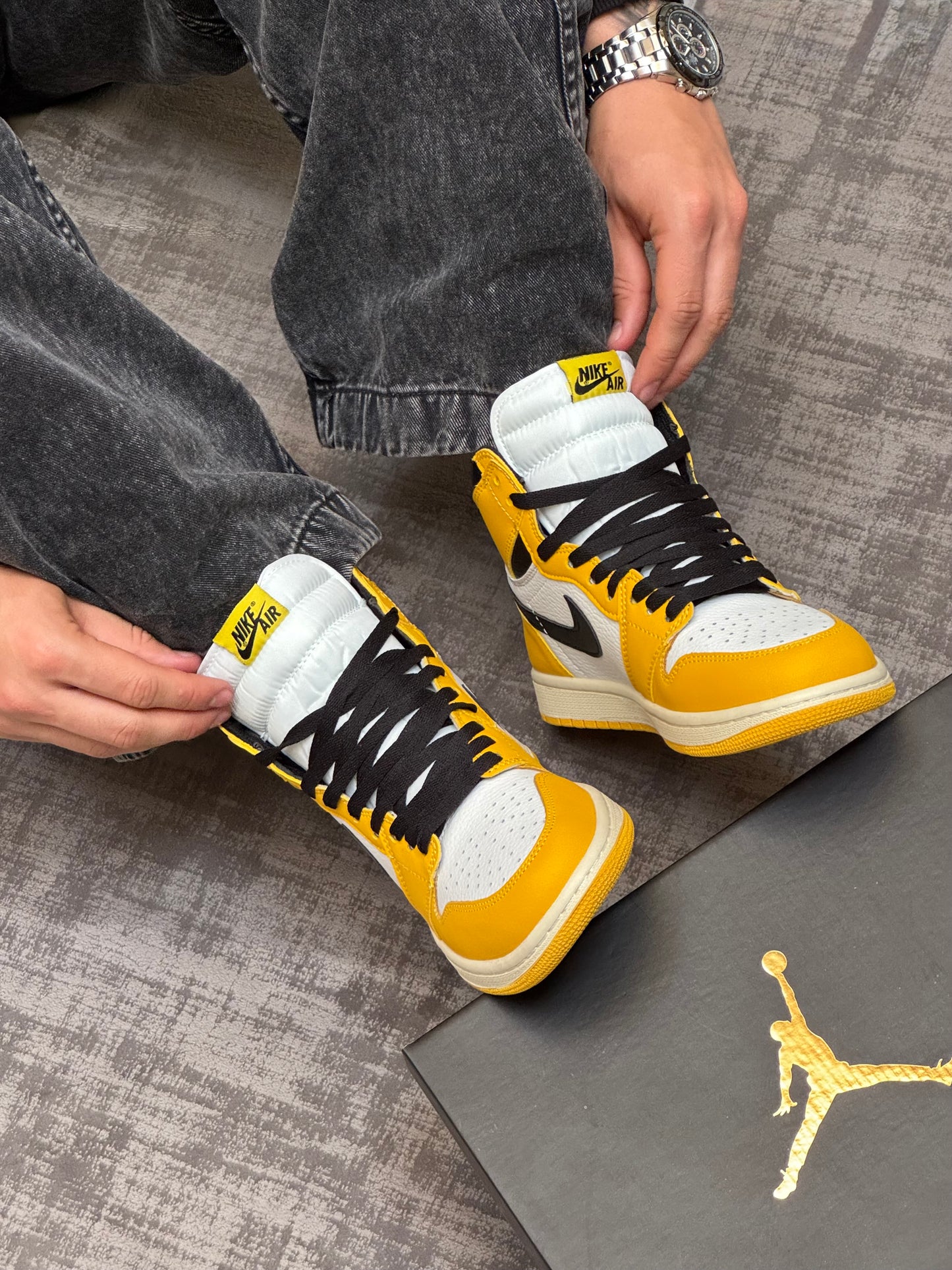 Nike Air Jordan 1 Retro High OG ‘Yellow Ochre’