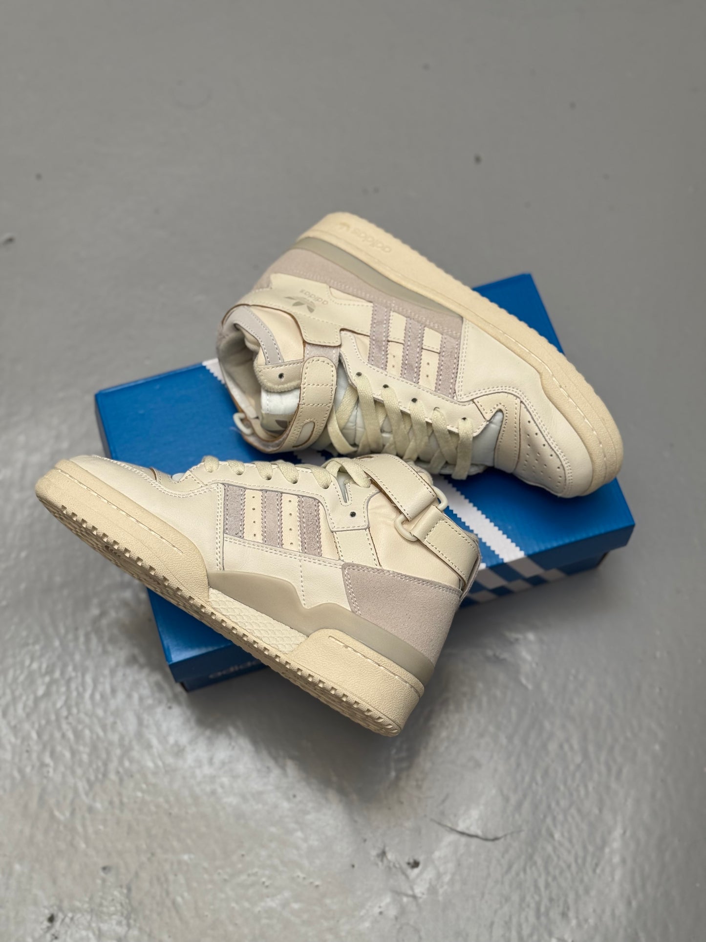 Adidas Forum Mid Gris