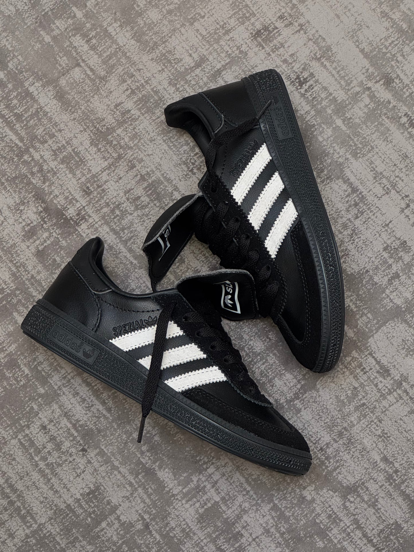 Adidas Spezial Black