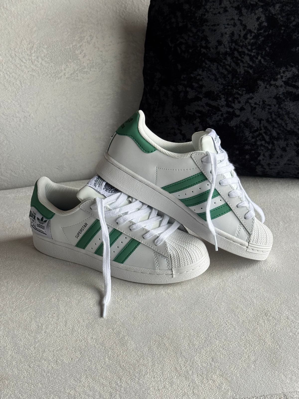 Adidas Superstar