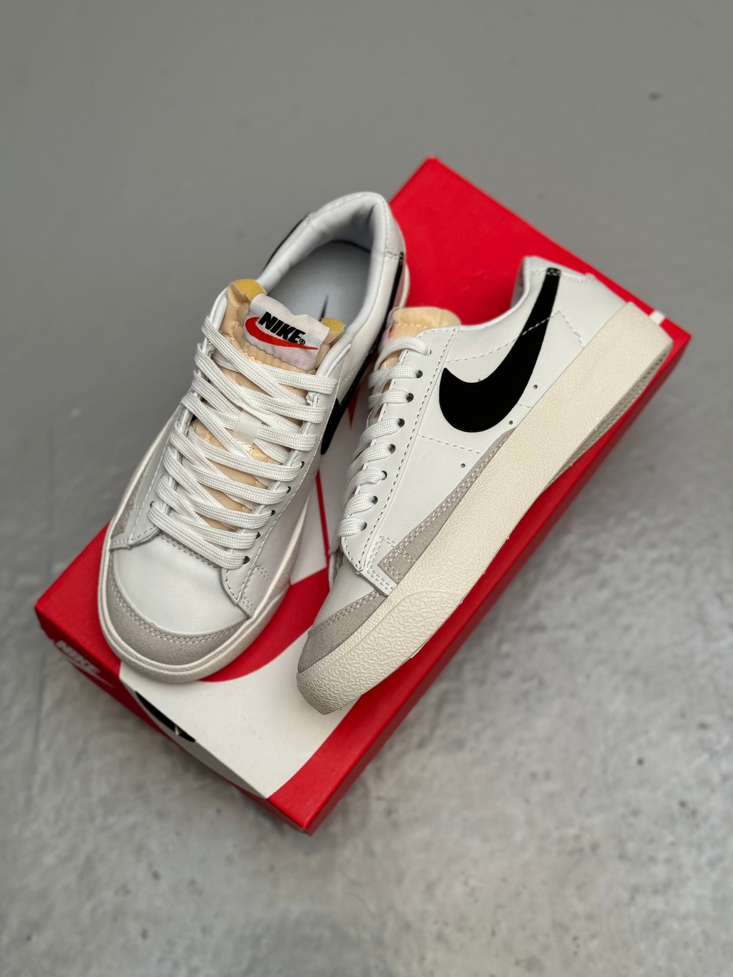 Nike Blazer Low 77