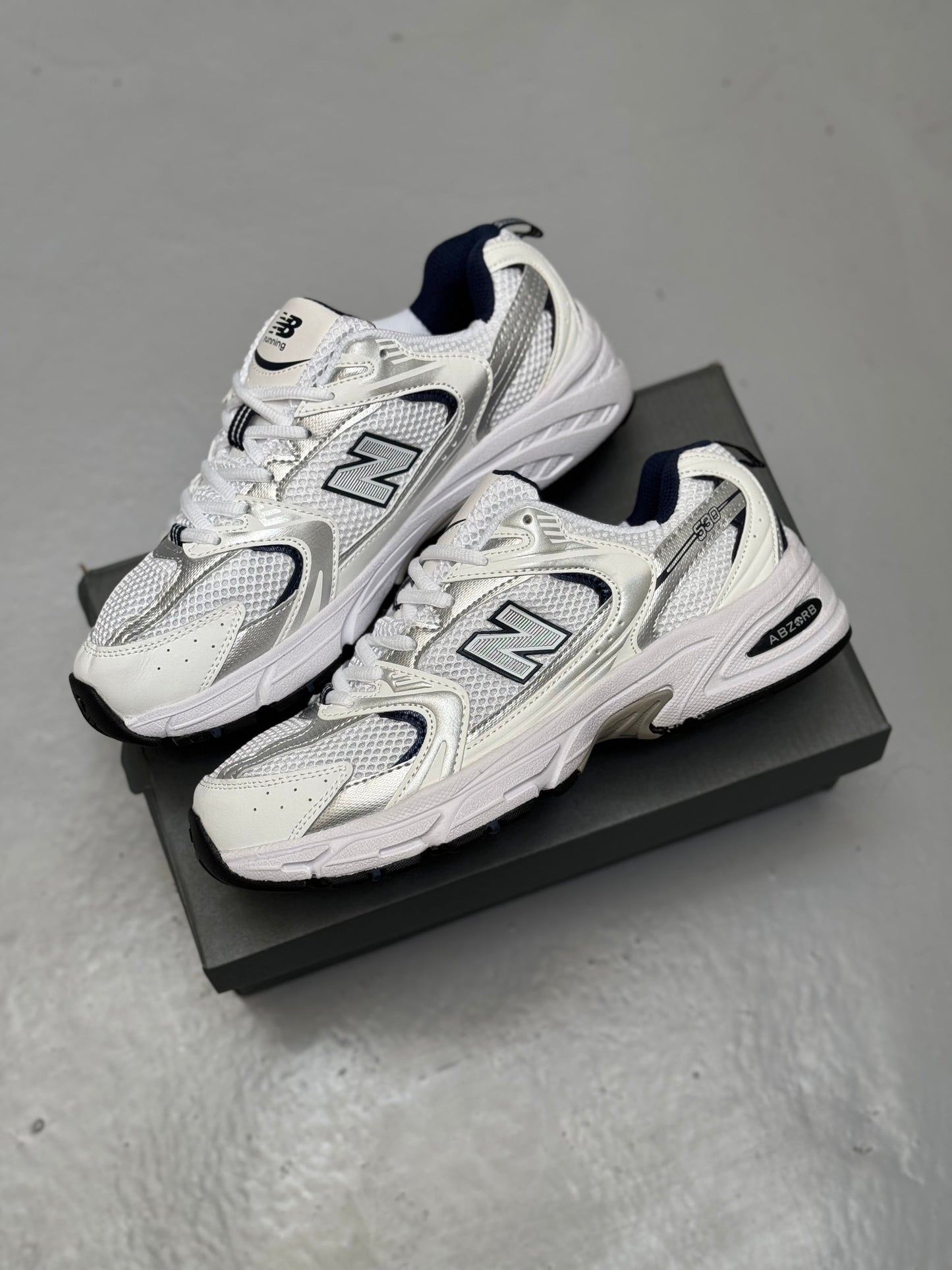 New Balance 530