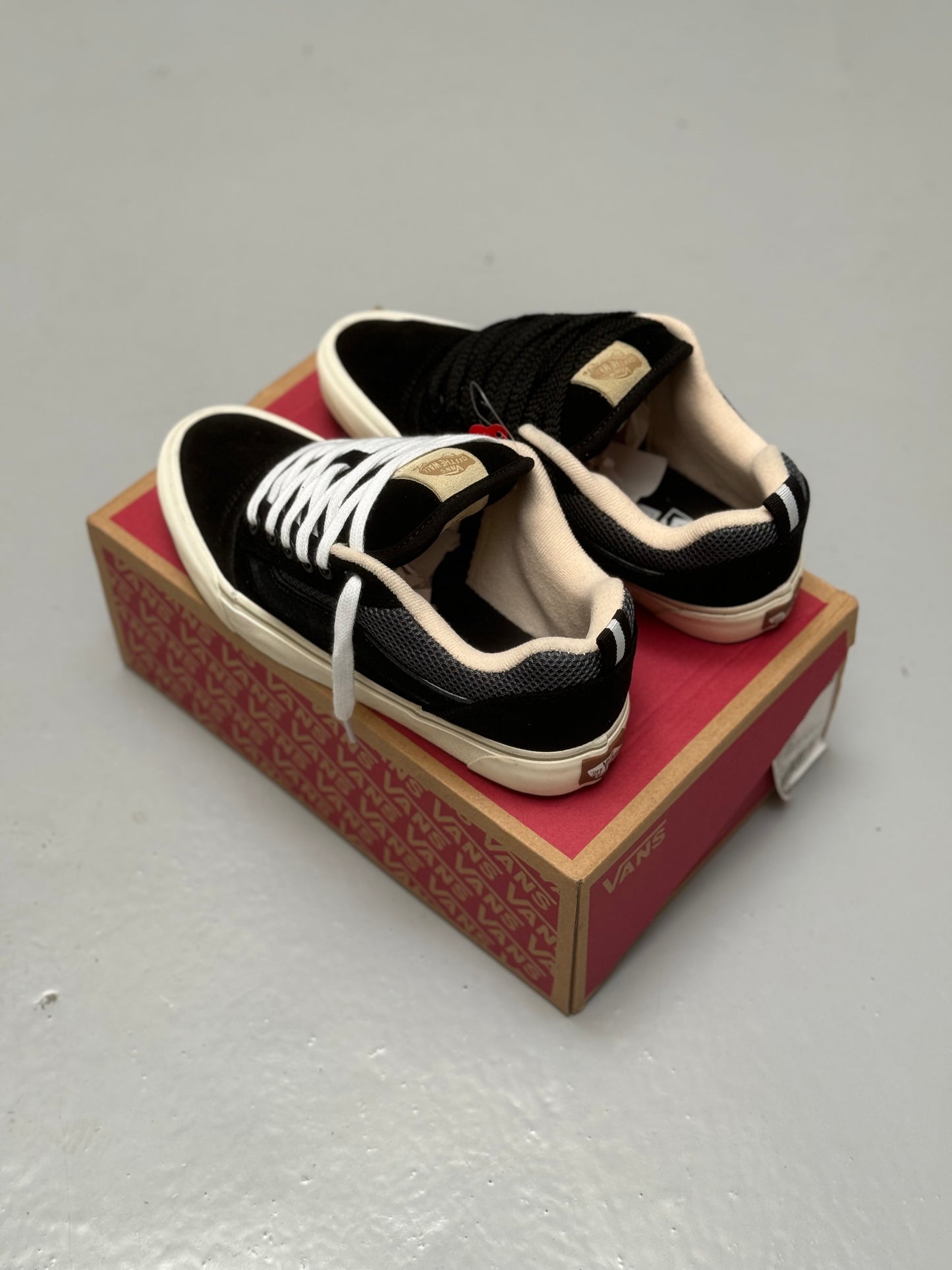 Vans Knu Skool Gray Black