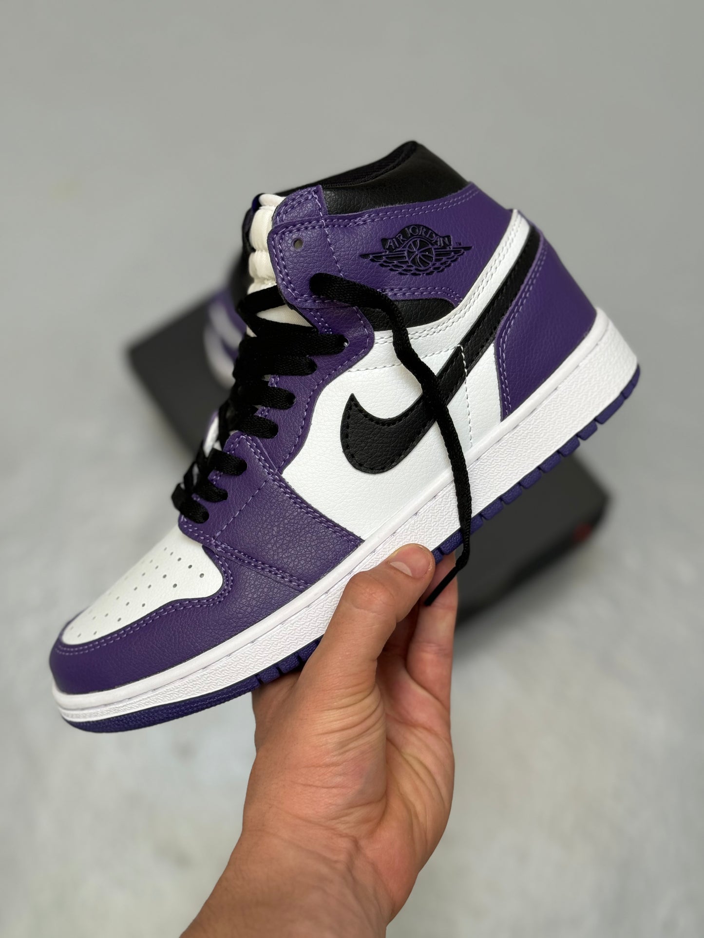 Air Jordan Retro 1 High “Court Purple”