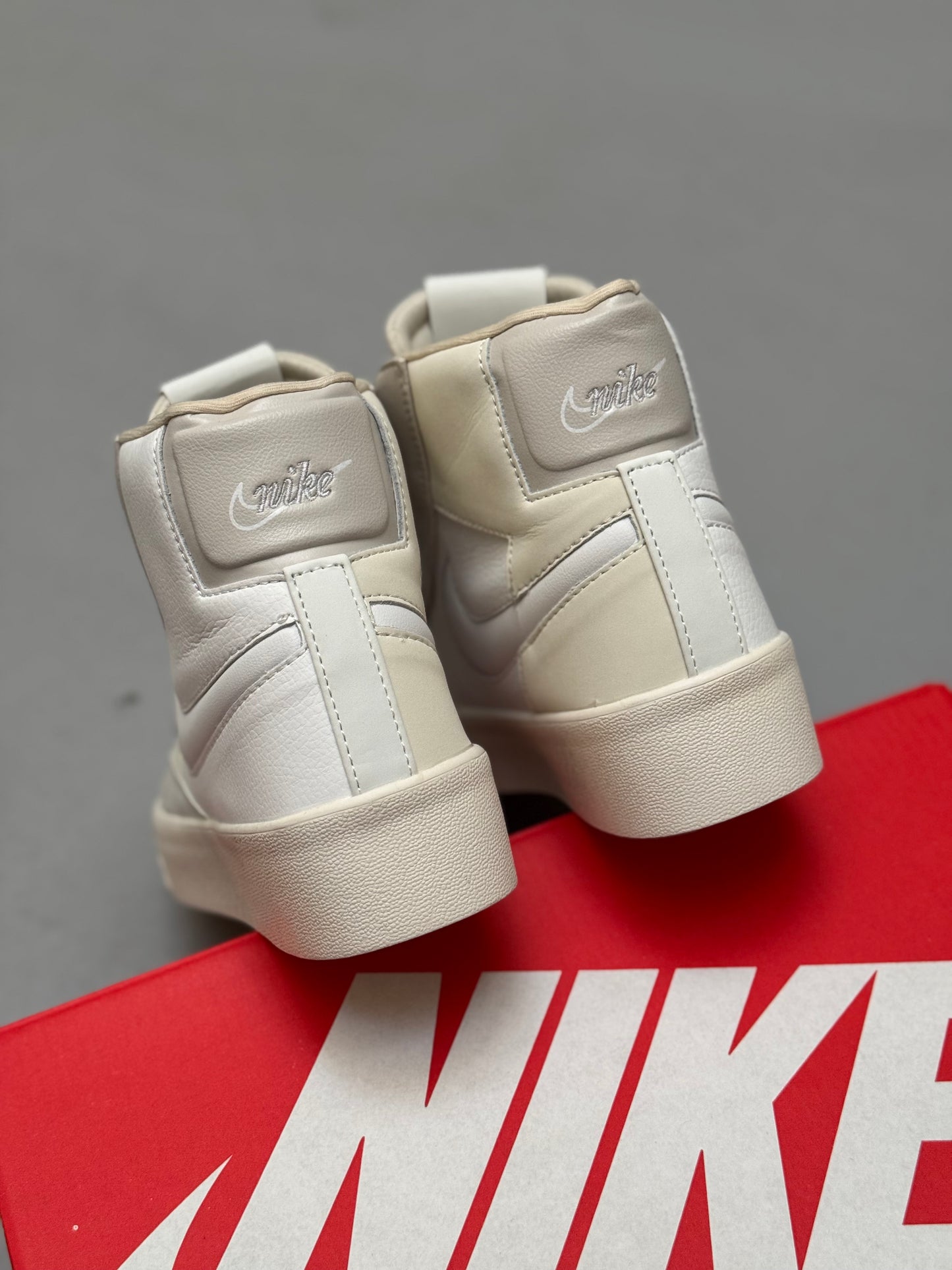 Nike Blazer Mid 77 White
