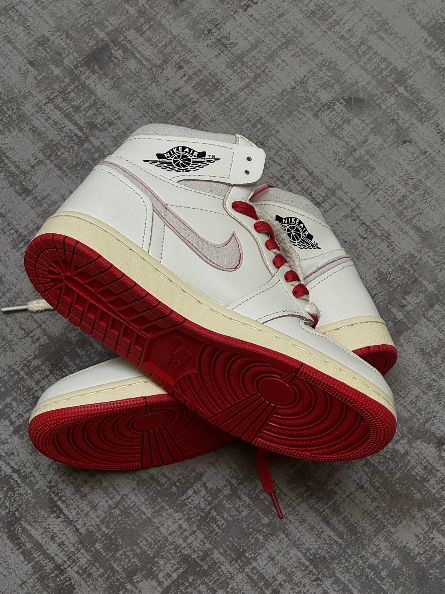 Air Jordan 1 High OG “Rare Air”