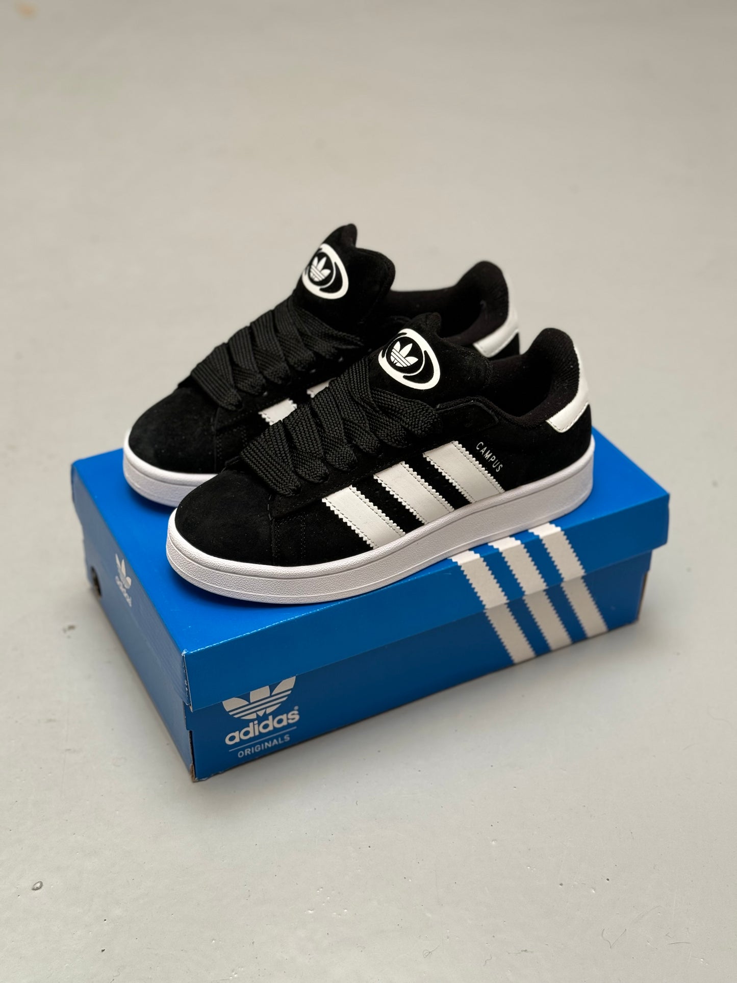 Adidas Campus