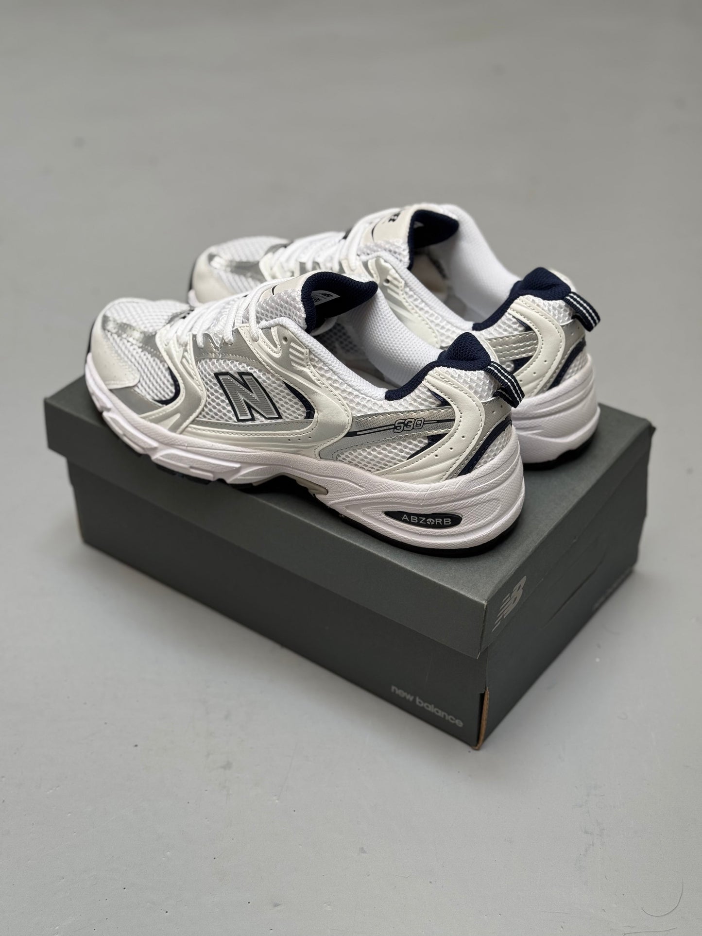 New Balance 530