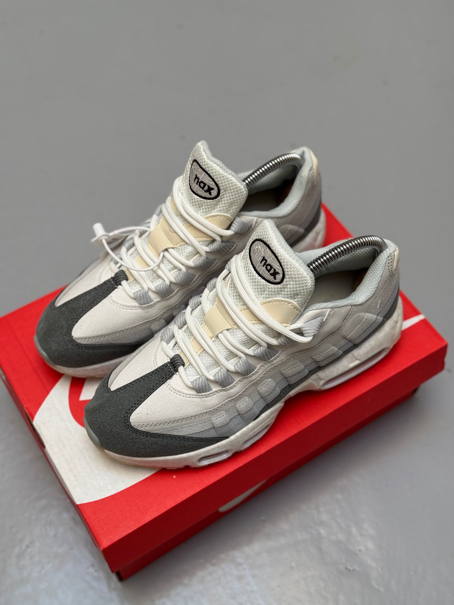Nike Air Max 95 Anatomy Bone
