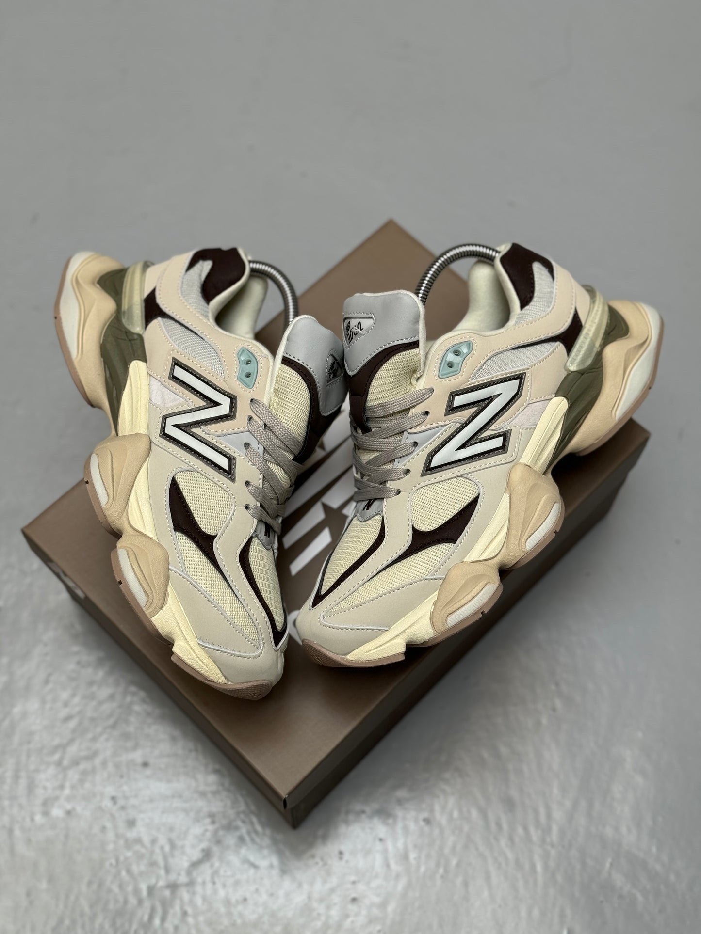 New Balance 9060