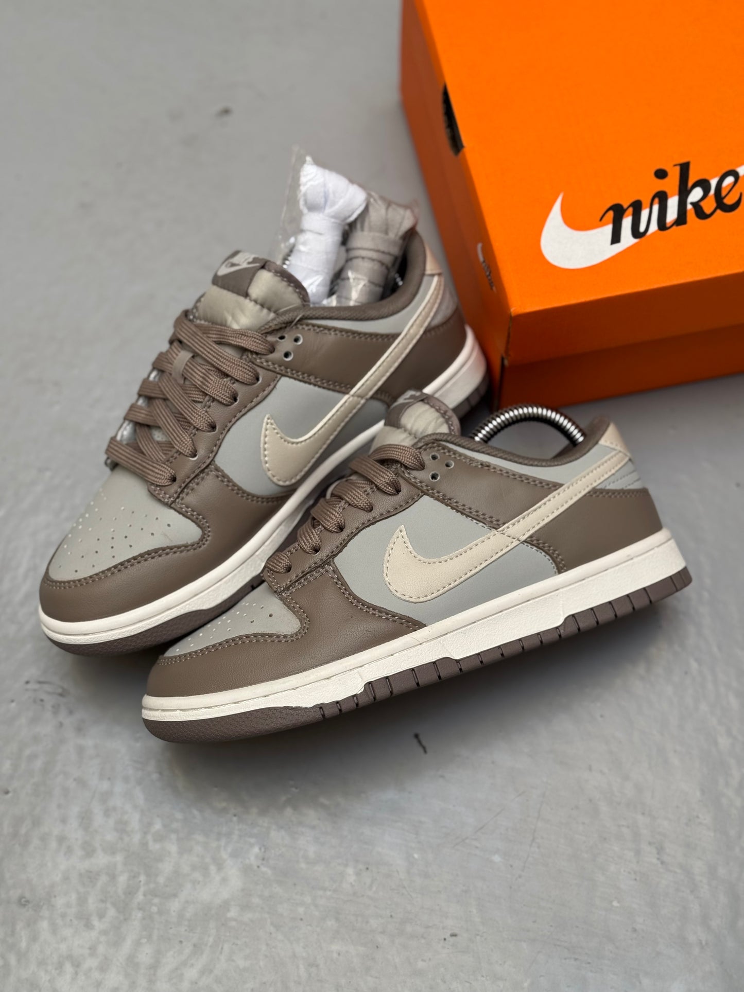 Nike Dunk Low Bone Beige