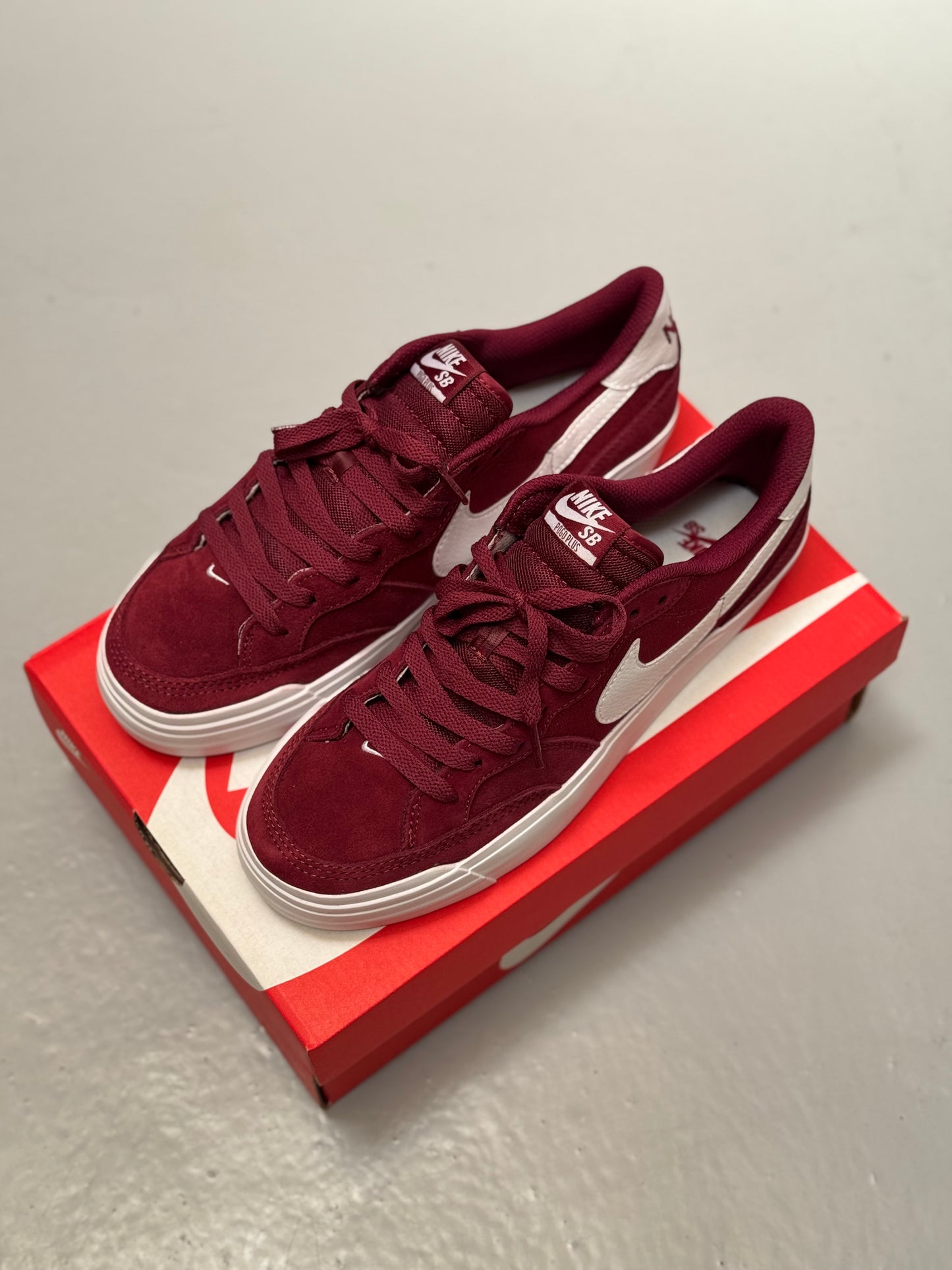 Nike Zoom Pogo Puls Red