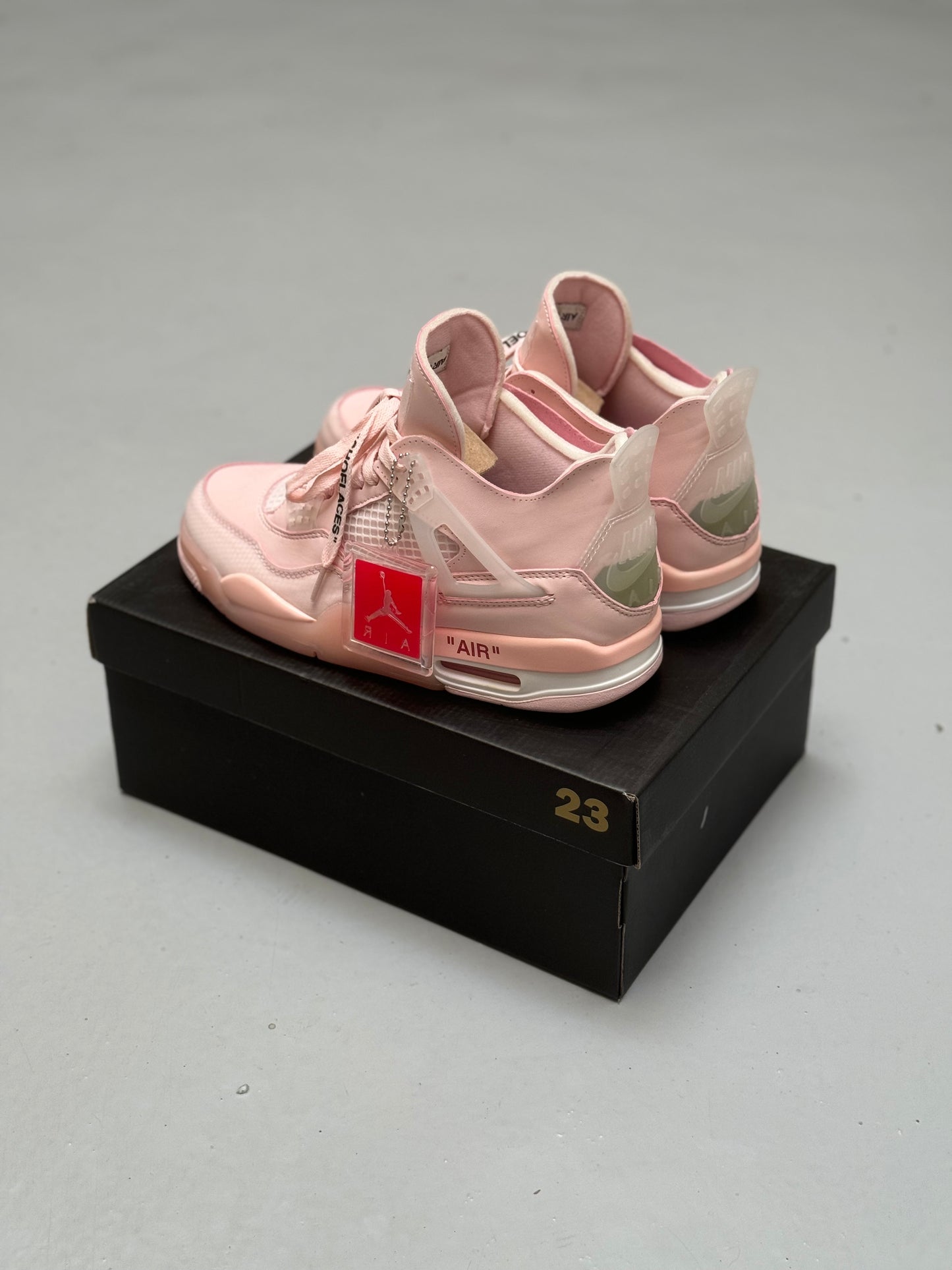 Jordan Retro 4 Pink