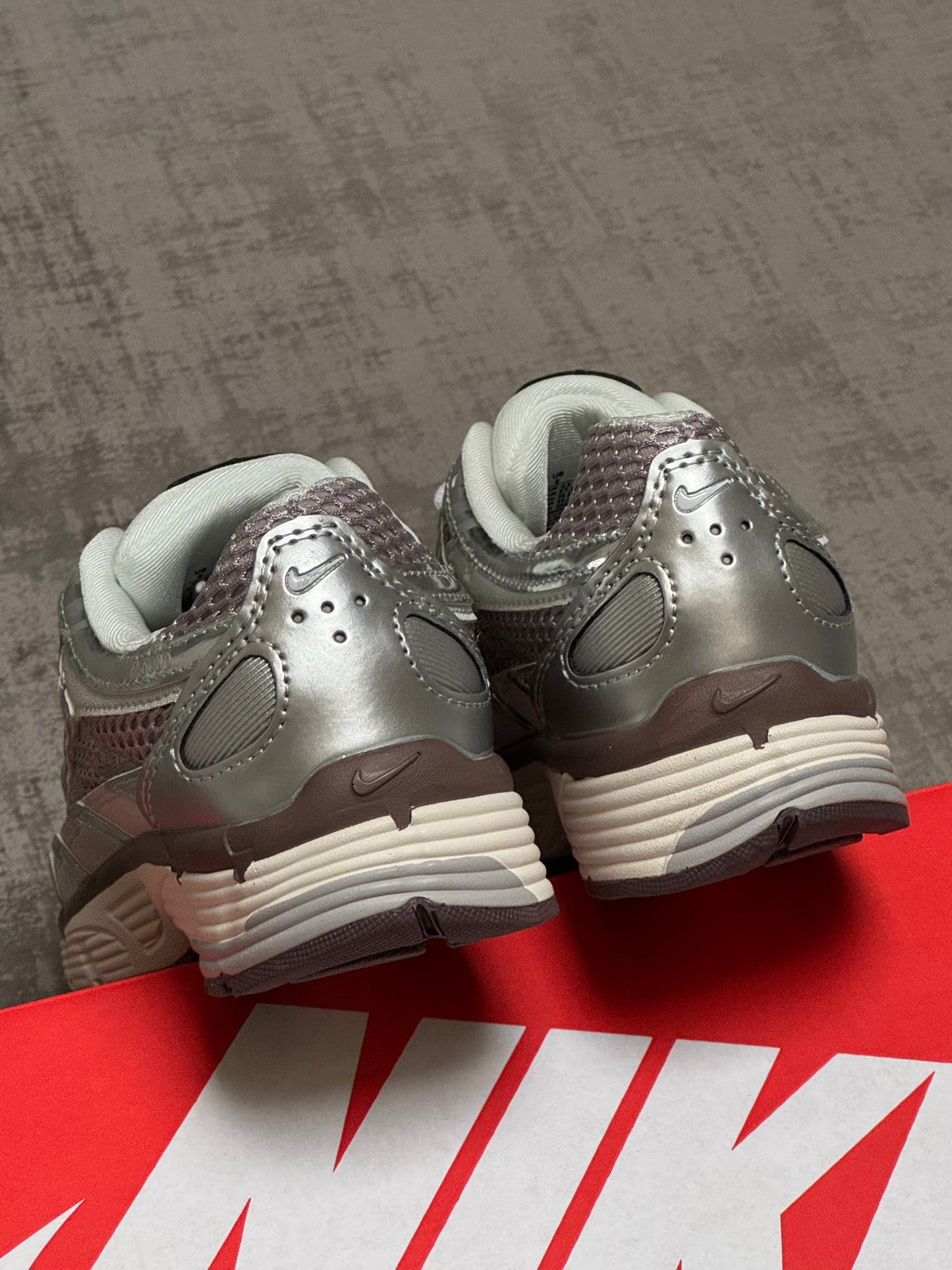 Nike P-6000