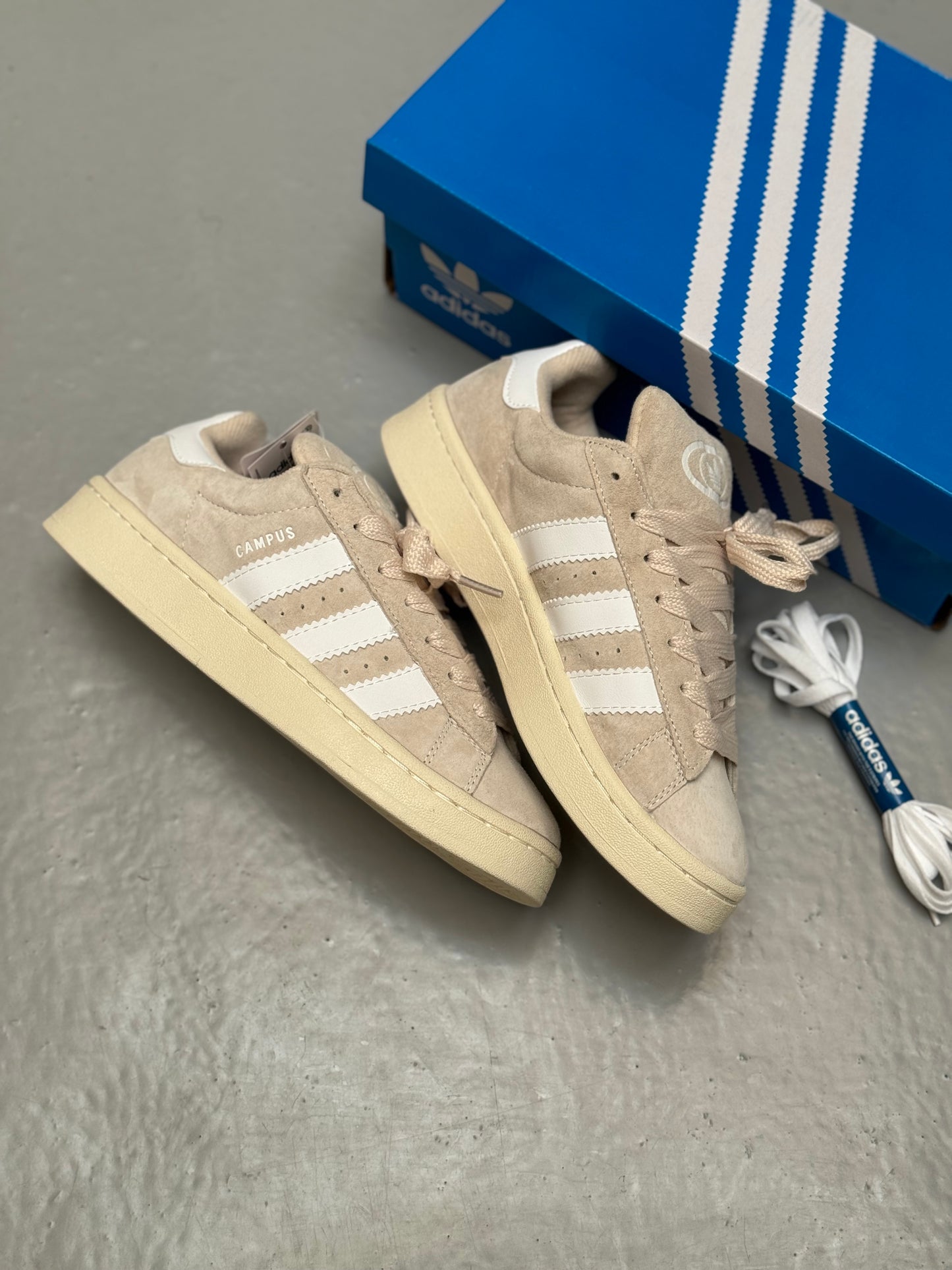 Adidas Campus Wonder White