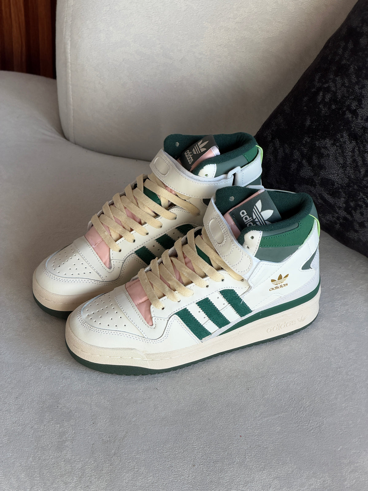 Forum 84 High "Off White / Team Dark Green"