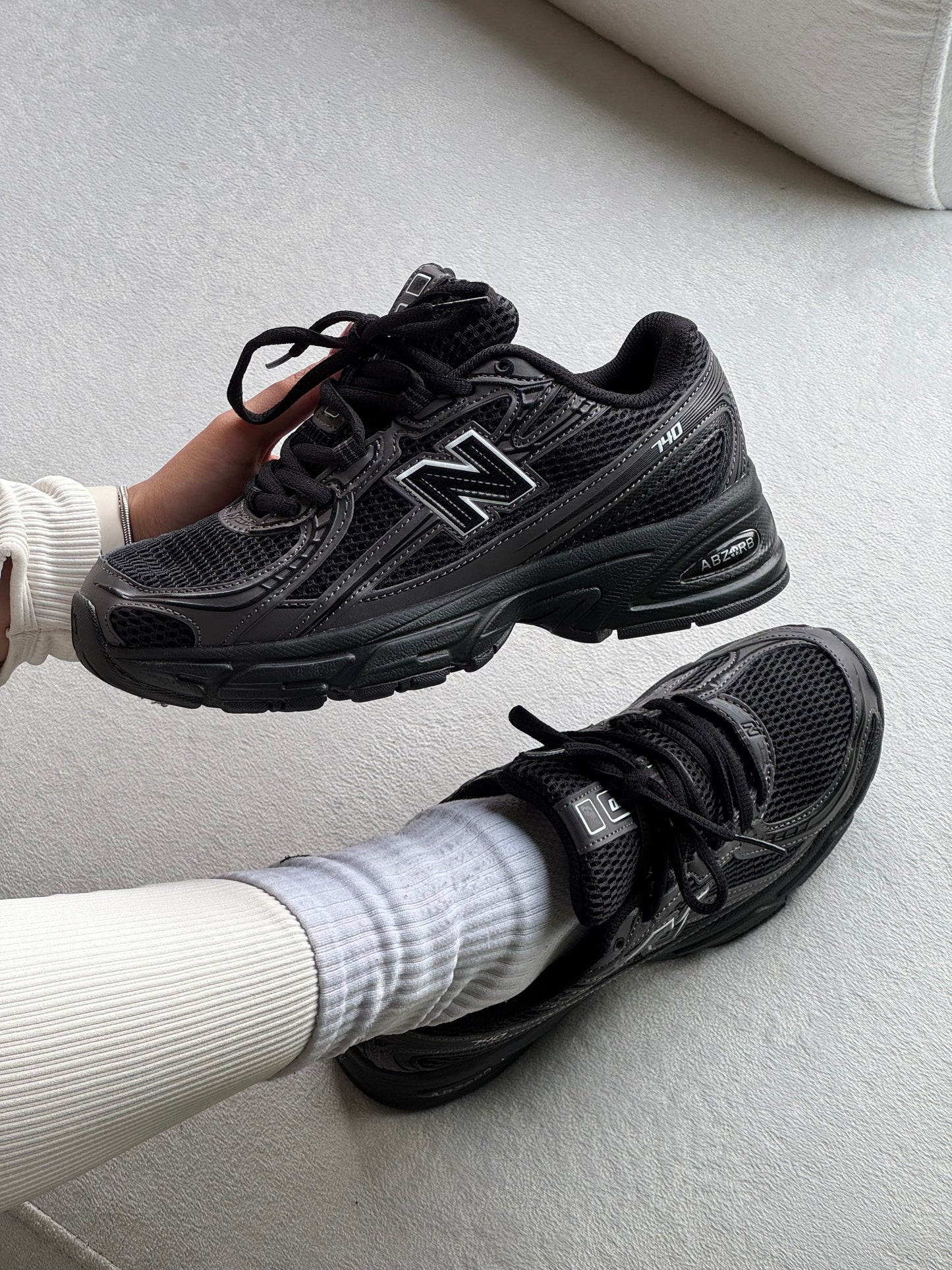 New Balance 740