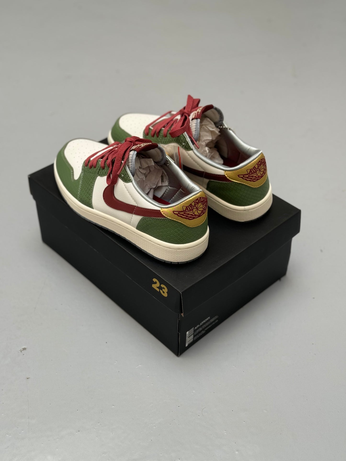 Air Jordan Retro 1 Low Year Of Dragon