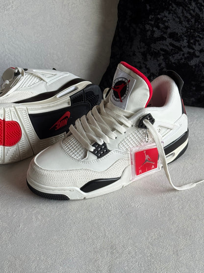 Nike Air Jordan 4 Retro "Flight Club"