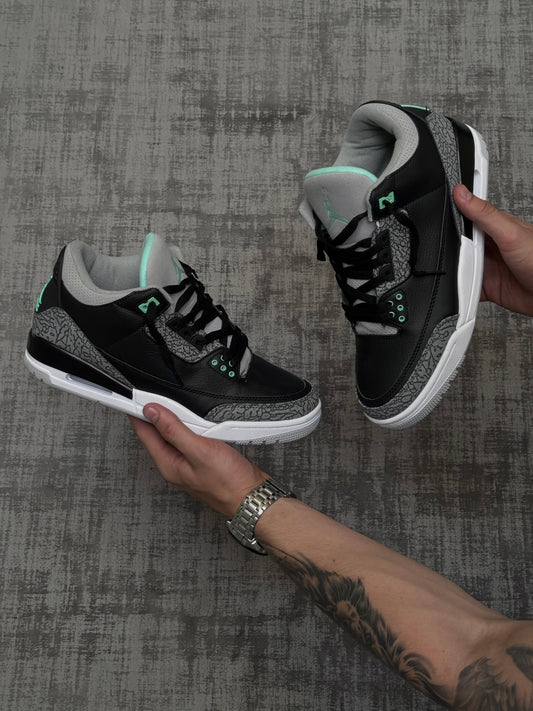 Air Jordan Retro 3 "Green Glow"