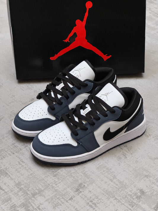 Air Jordan 1 Low Navy
