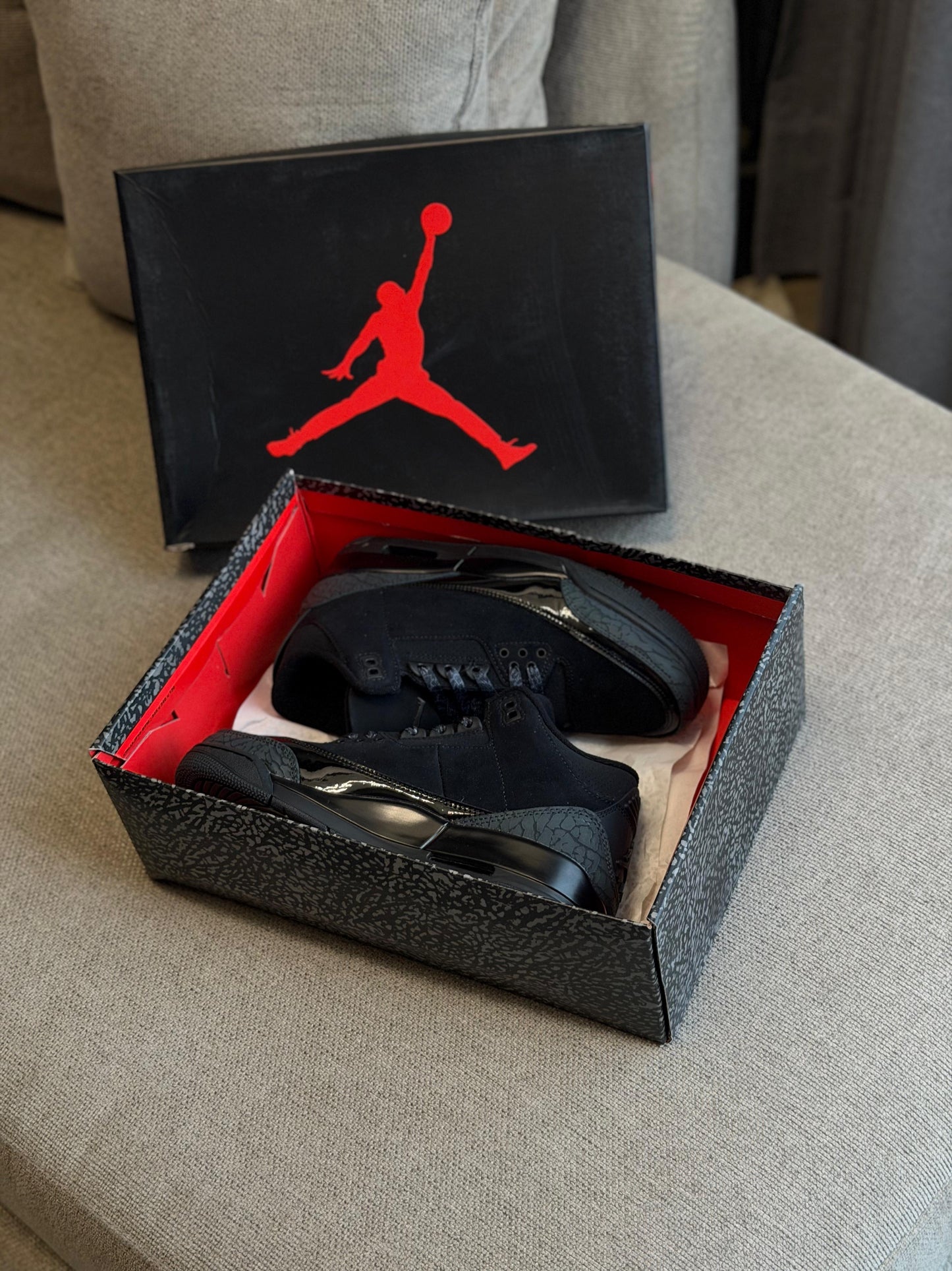 Jordan Retro 3 Black Cat
