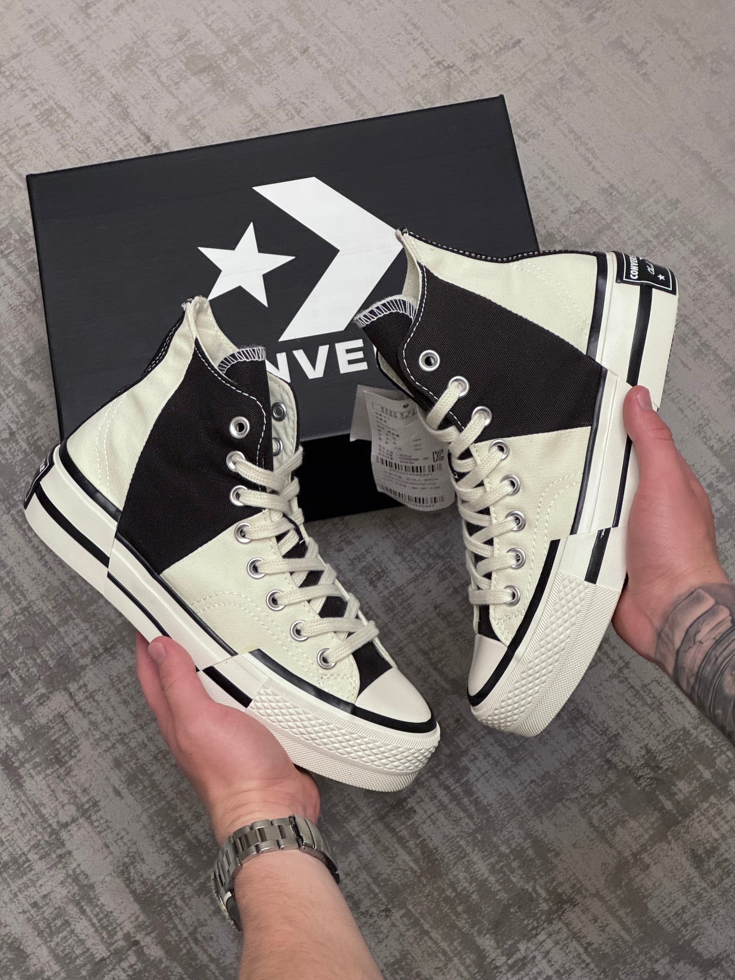 Converse High B&W