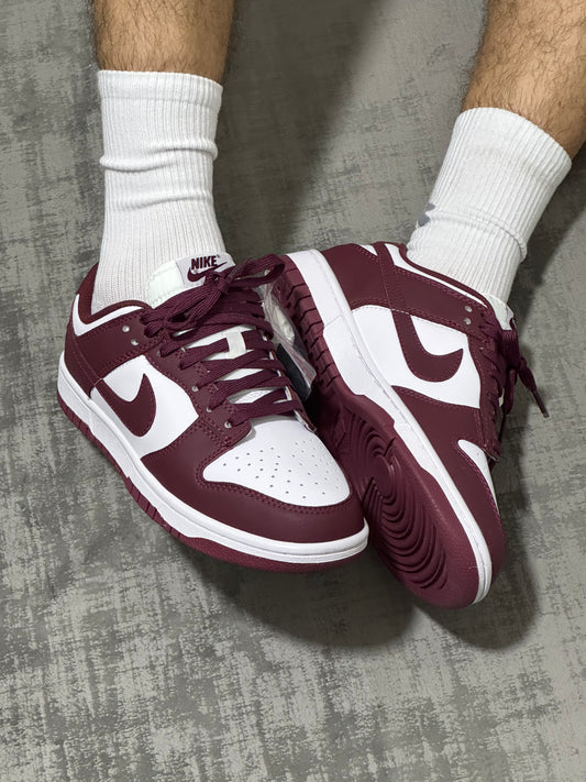Nike Dunk Low Vinotinto