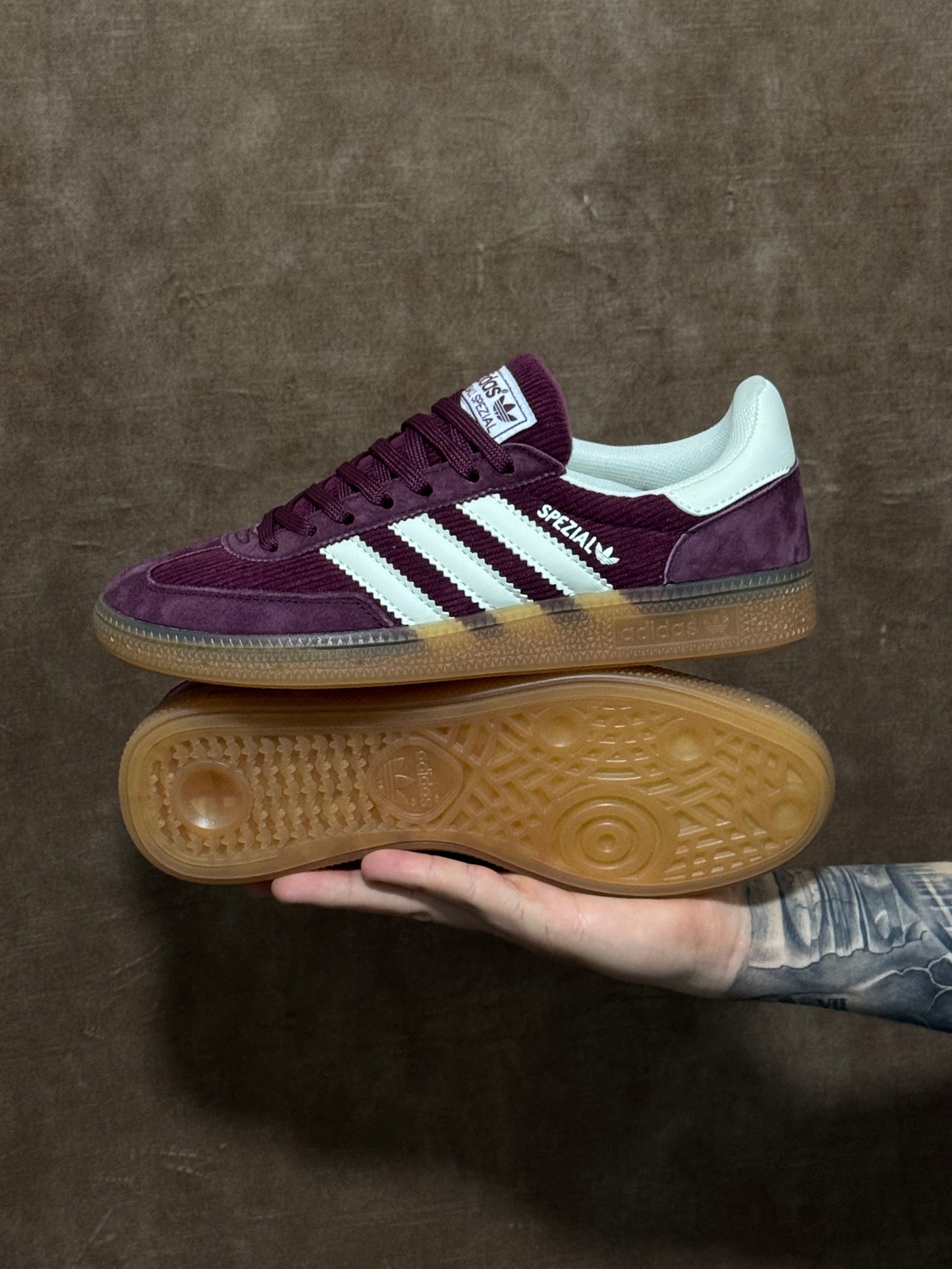 Adidas Spezial Vinotinto