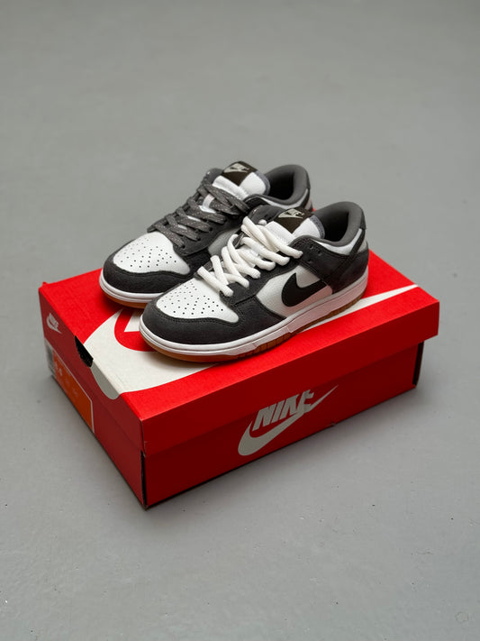 Nike Dunk Low Smoke Grey Gum 3M Swoosh