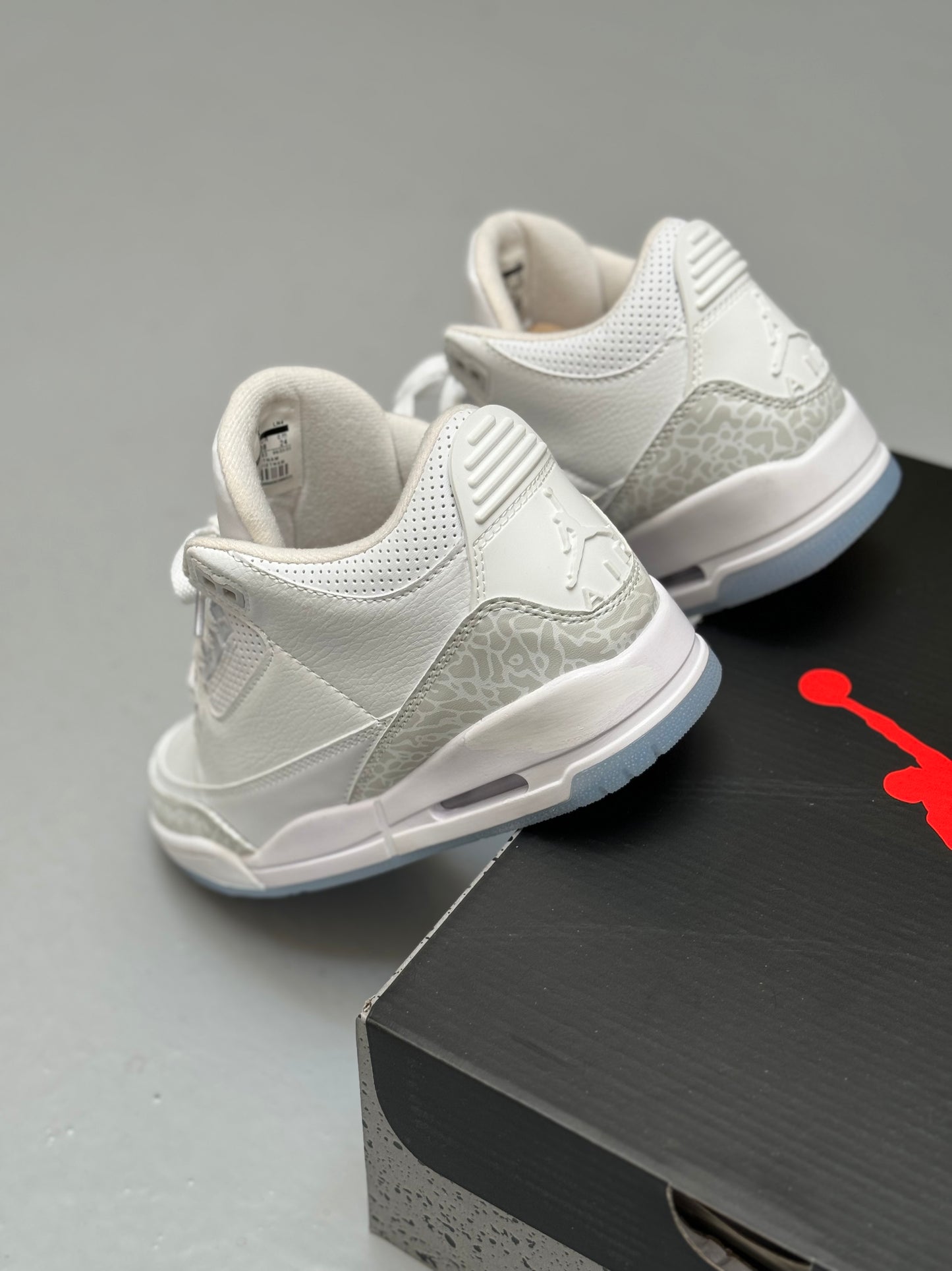 Air Jordan Retro 3