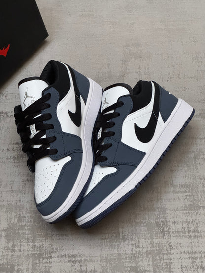 Air Jordan 1 Low Navy