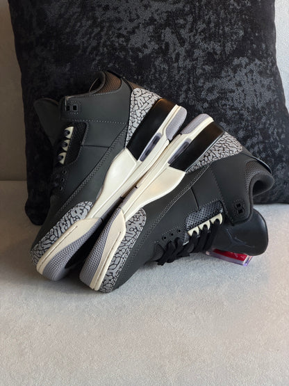 Air Jordan Retro 3 Cement