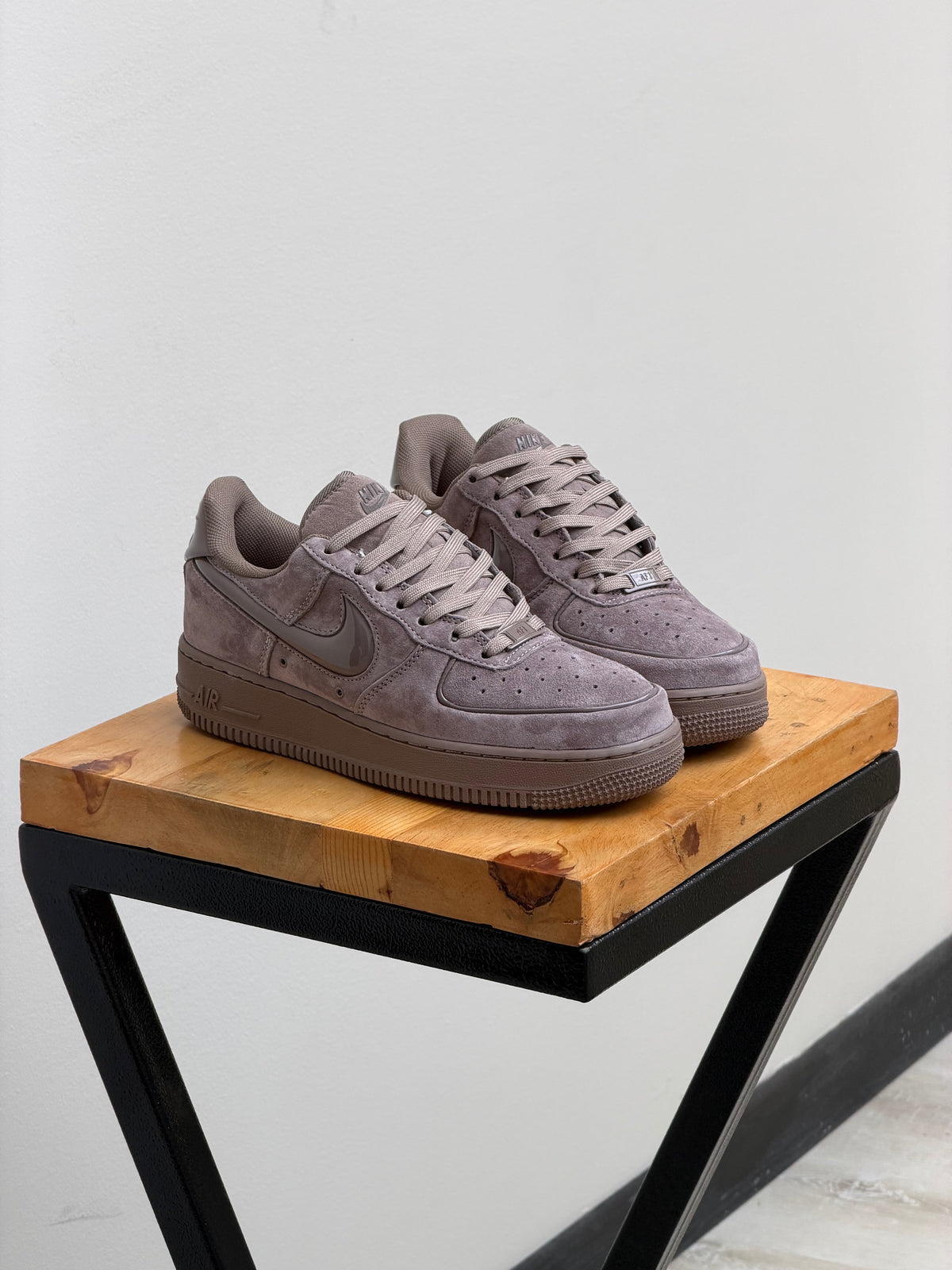 Nike Air Force 1 '07 "Mink Brown"
