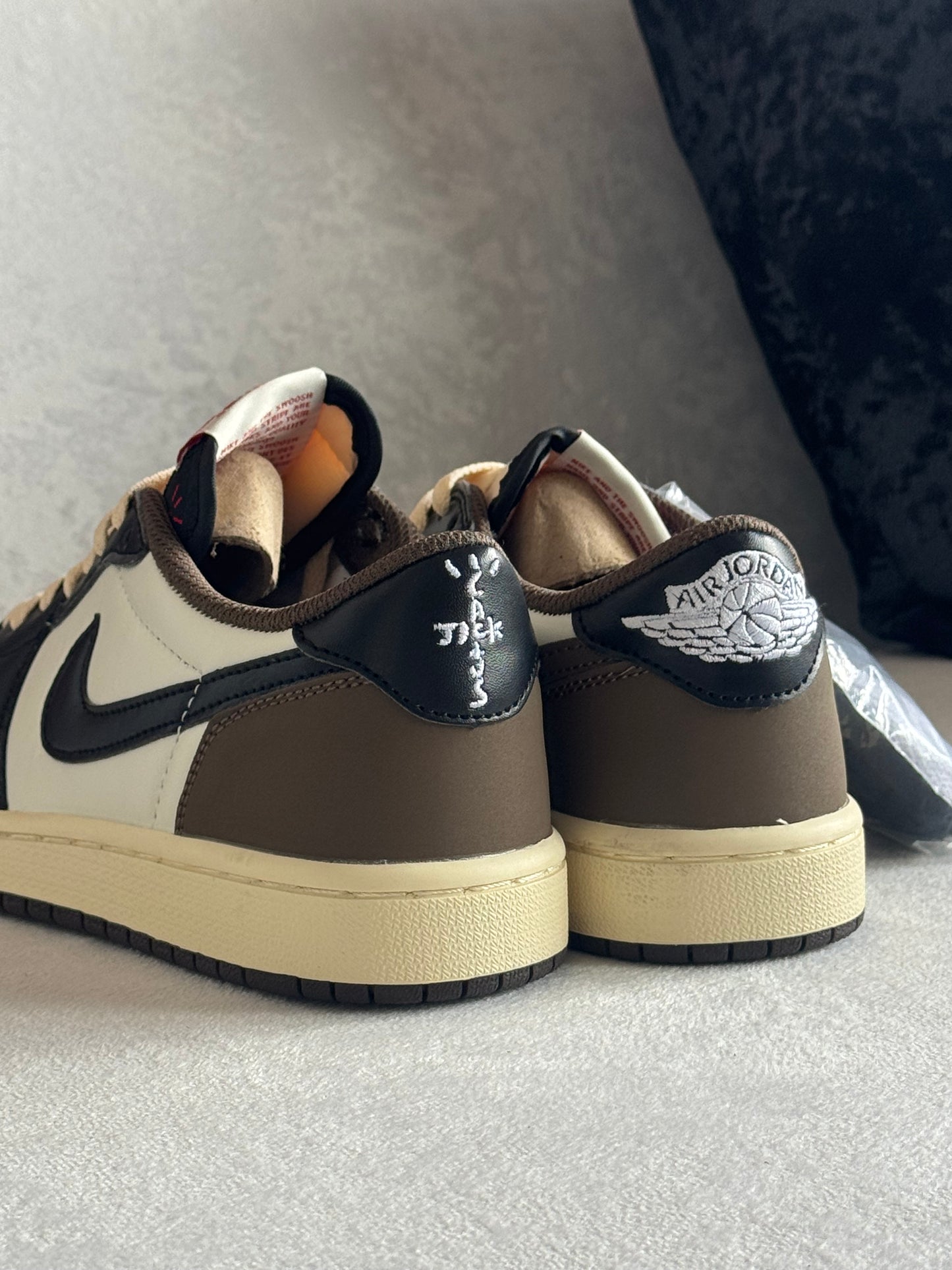 Nike Air Jordan 1 Retro Low OG "Mocha"
