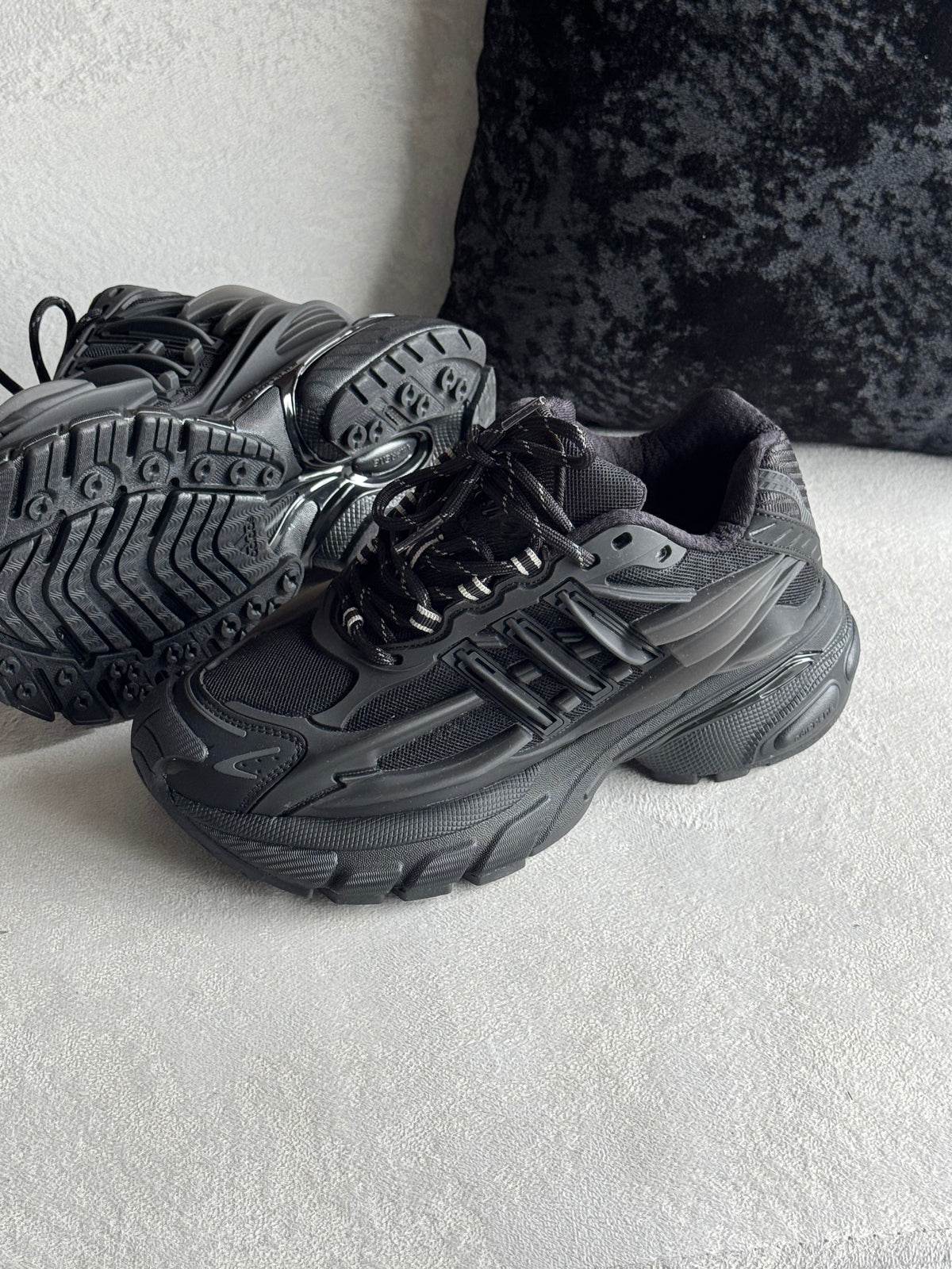 Adidas Adistar Jellyfish Pharrell Williams