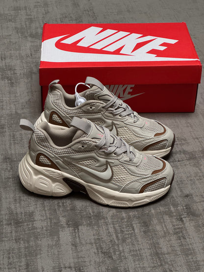 Nike V2K Run Beige