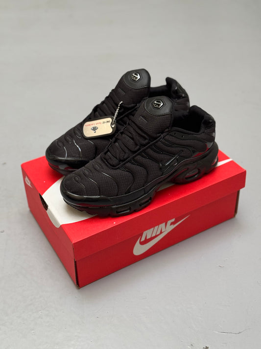 Nike Air Max TN Total Black