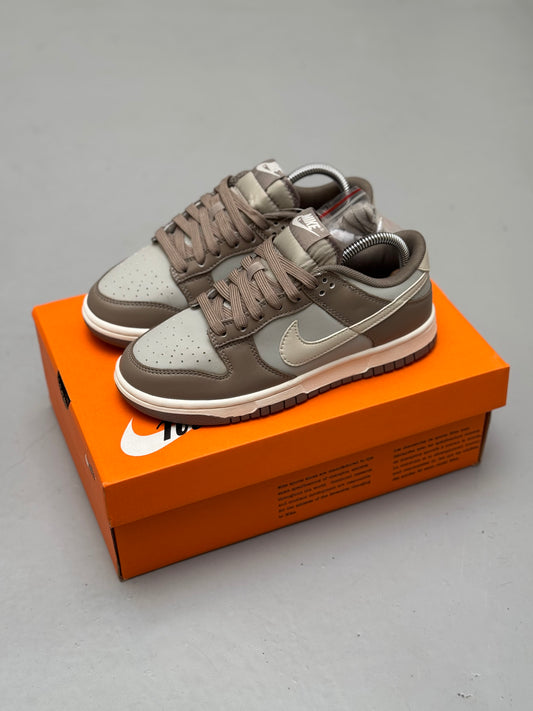 Nike Dunk Low Bone Beige