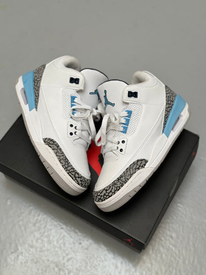 Air Jordan Retro 3 UNC