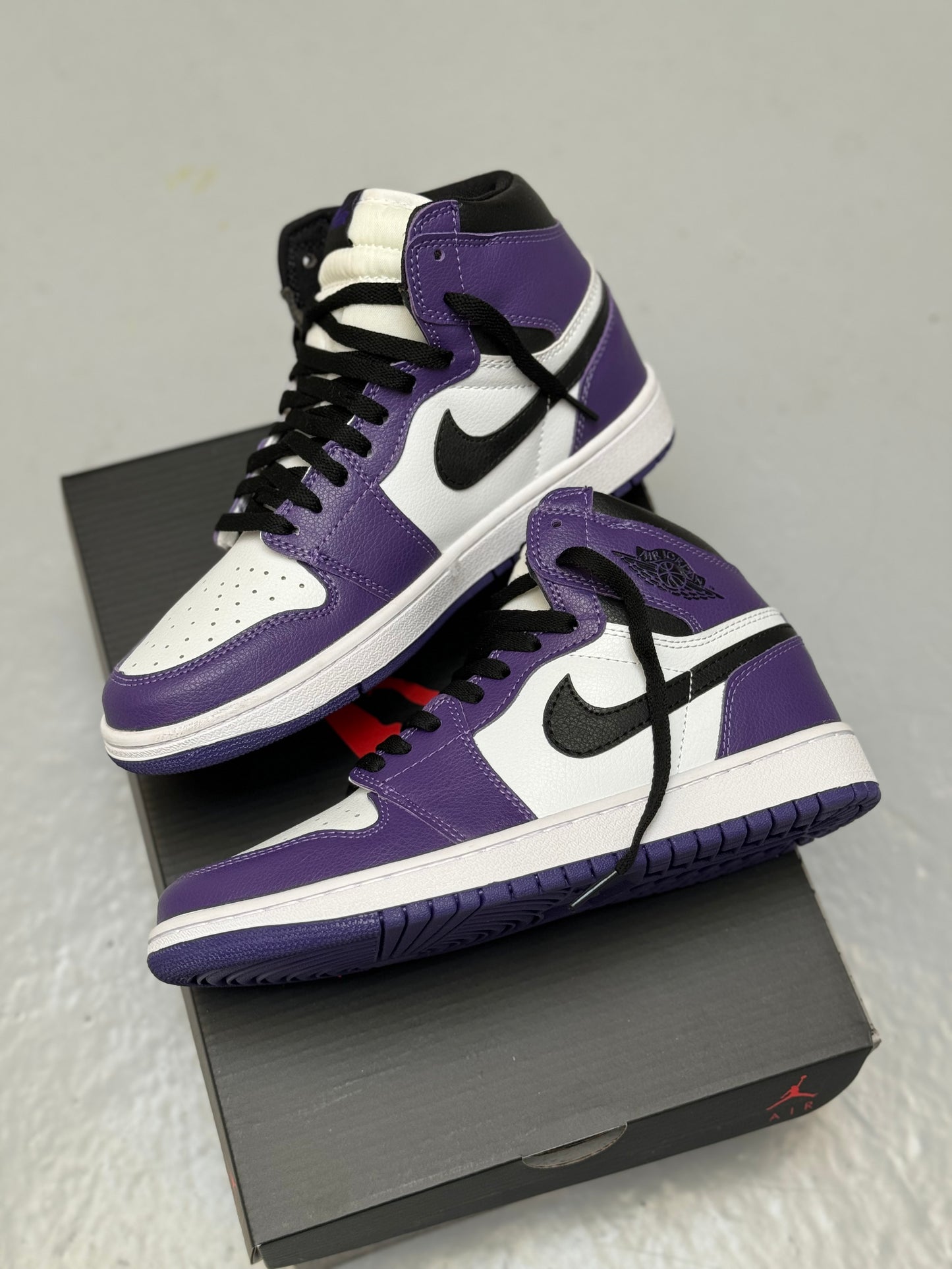 Air Jordan Retro 1 High “Court Purple”