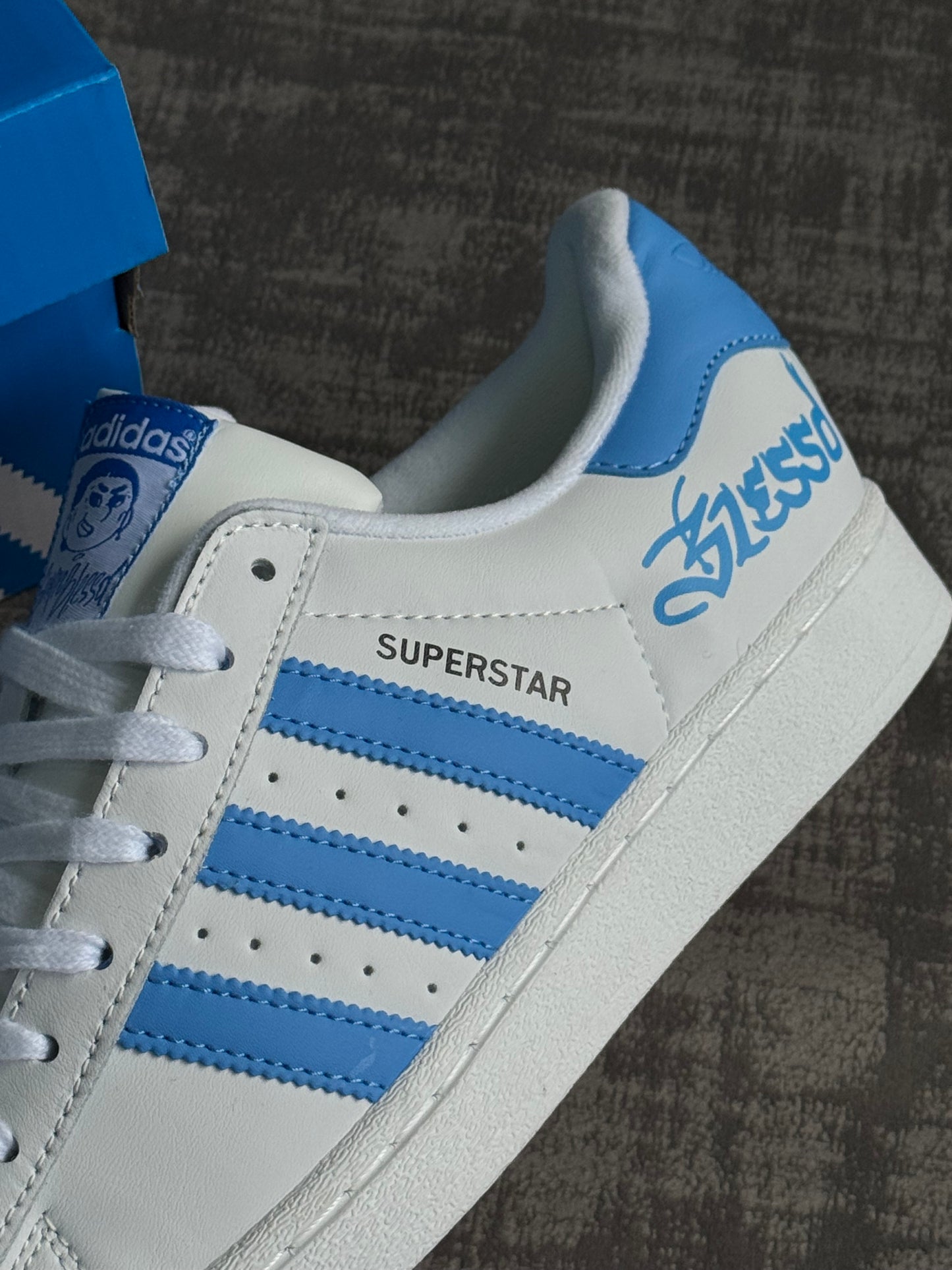 Adidas Súper Star X Blessd