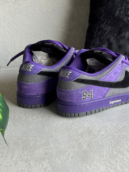 Nike SB Dunk Low Pro Supreme