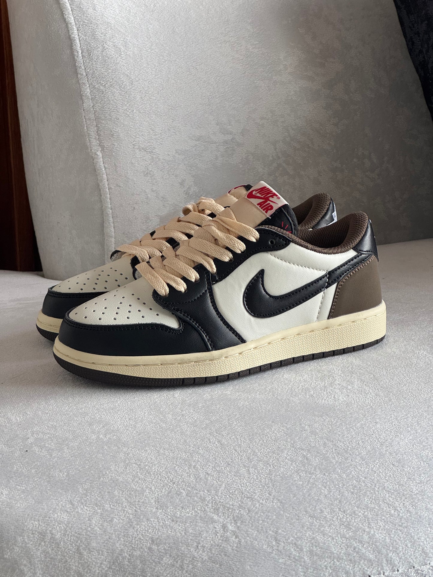 Nike Air Jordan 1 Retro Low OG "Mocha"