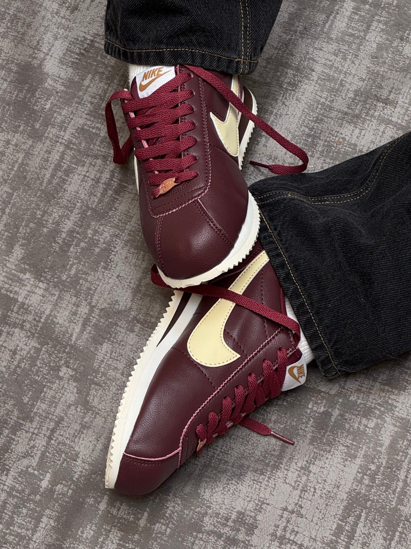 Nike Cortez Vinotinto