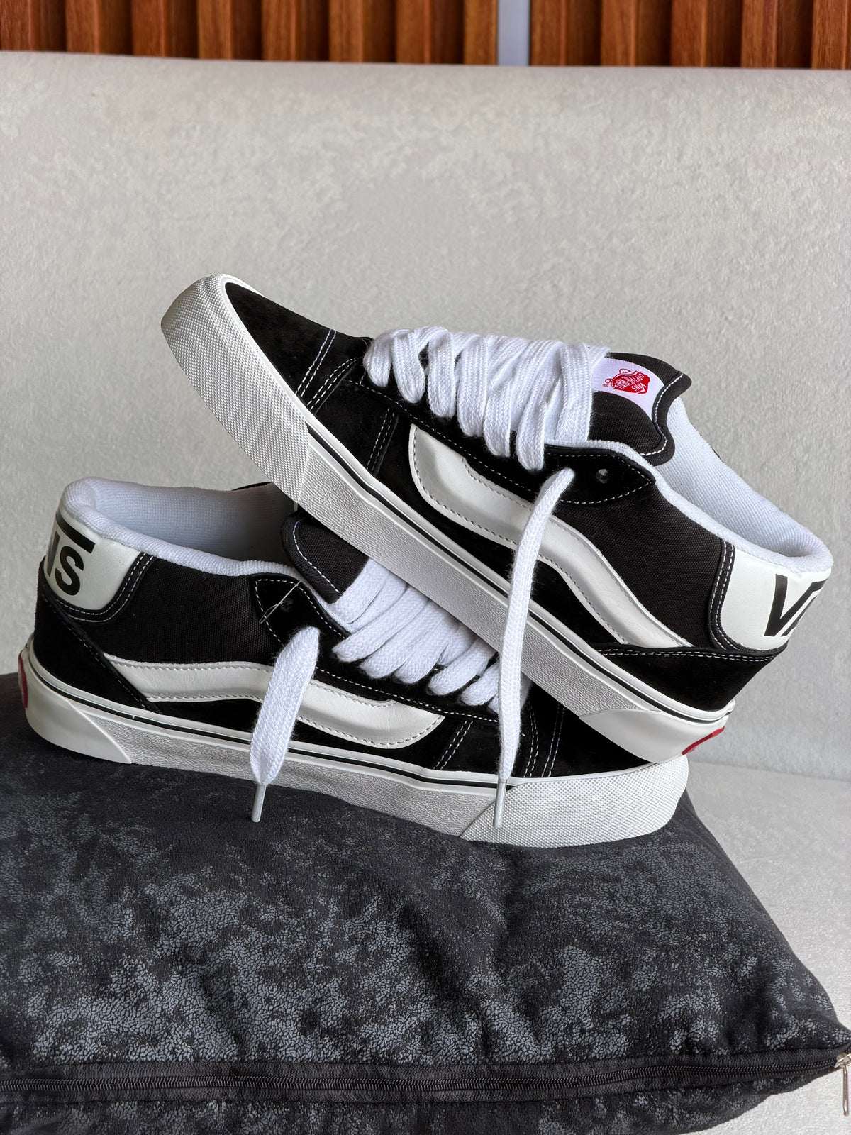 Vans Knu Mid