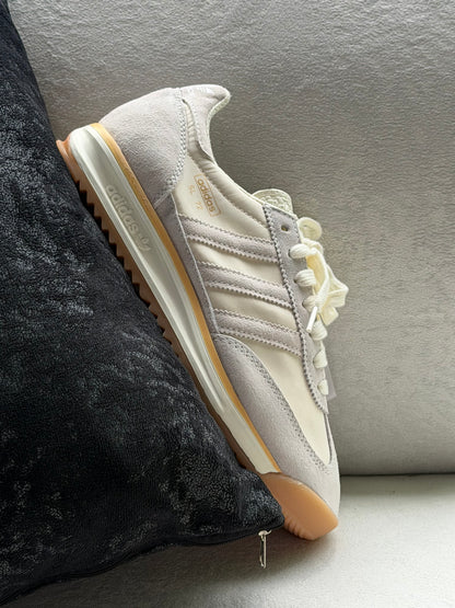 Adidas SL 72